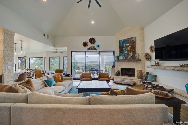 334 Arthur, Spring Branch, TX 78070