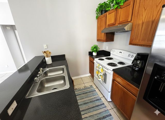 1707 Tina Marie Road A, Arlington, TX 76012