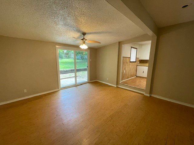 845 Rumfield Road, White Settlement, TX 76108