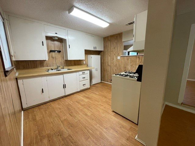 845 Rumfield Road, White Settlement, TX 76108