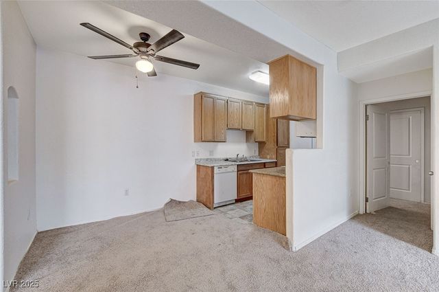 3318 North DECATUR Boulevard 1061, Las Vegas, NV 89032