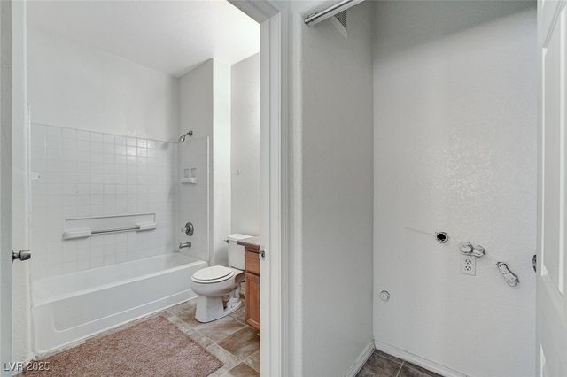 3318 North DECATUR Boulevard 1061, Las Vegas, NV 89032