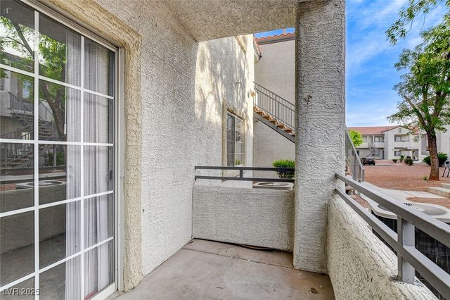 3318 North DECATUR Boulevard 1061, Las Vegas, NV 89032