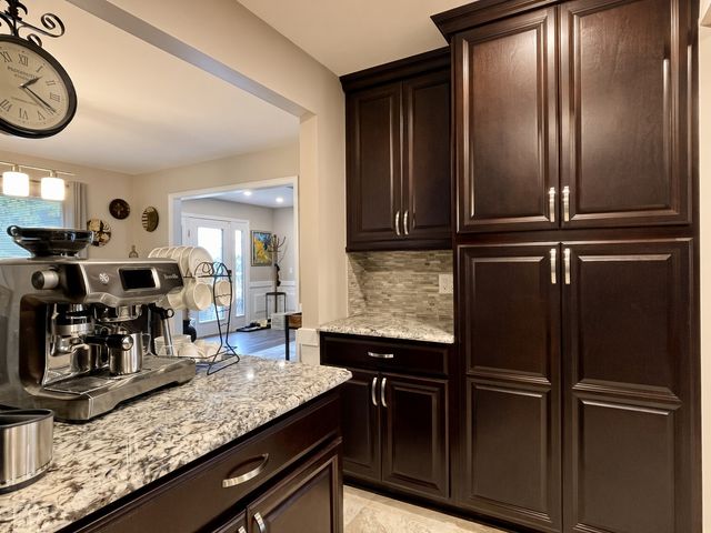 4 River Bend Road, Montgomery, IL 60538