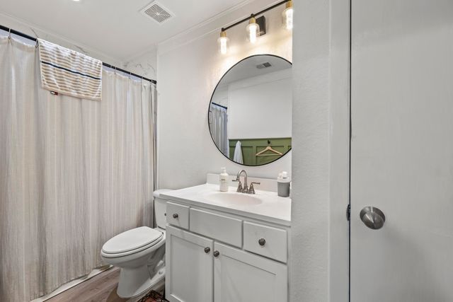 266 Alexandra Drive 11, Mount Pleasant, SC 29464