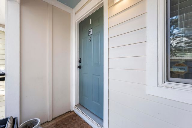 266 Alexandra Drive 11, Mount Pleasant, SC 29464