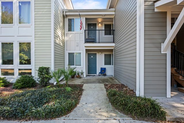 266 Alexandra Drive 11, Mount Pleasant, SC 29464