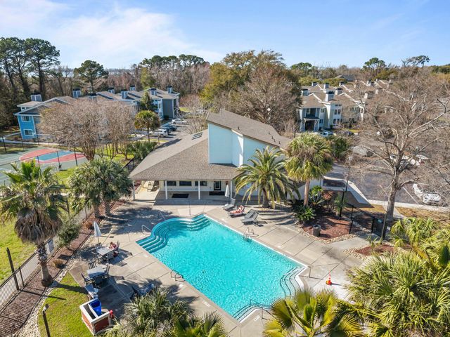 266 Alexandra Drive 11, Mount Pleasant, SC 29464