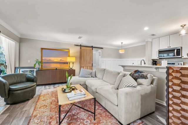 266 Alexandra Drive 11, Mount Pleasant, SC 29464