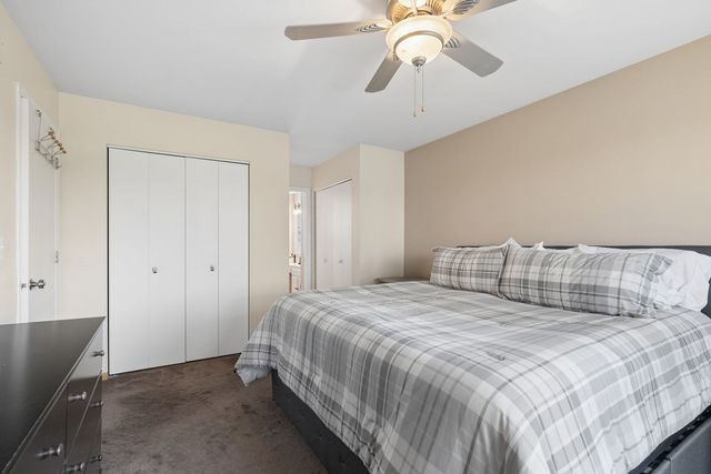 8415 Stratford Drive 8415, Tinley Park, IL 60487