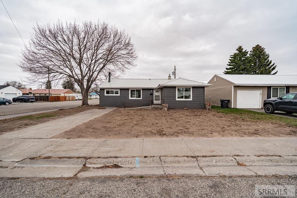 201 Alpine Drive, Idaho Falls, ID 83403