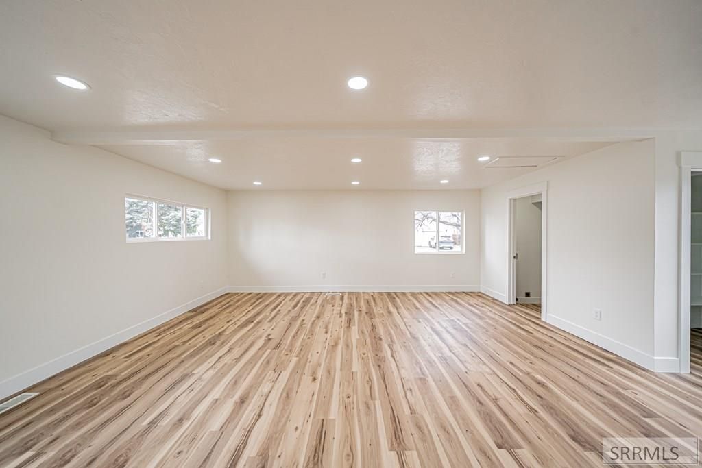 Image 10 of property listing at 201 Alpine Drive, Idaho Falls, ID 83403