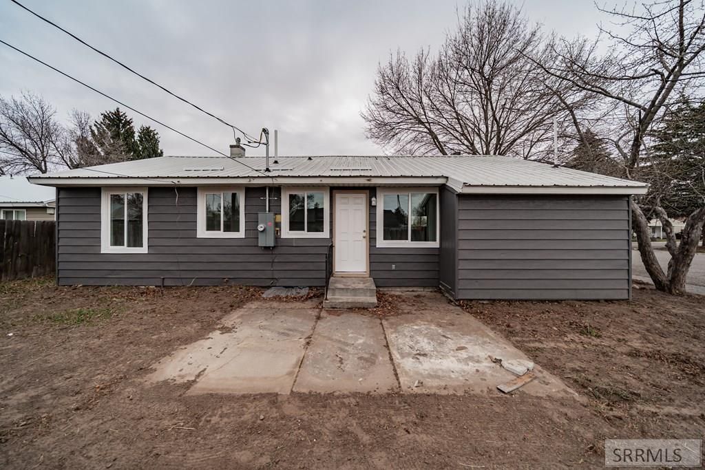 Image 27 of property listing at 201 Alpine Drive, Idaho Falls, ID 83403