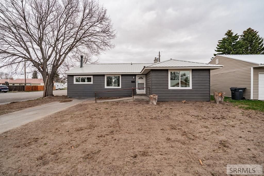 Image 29 of property listing at 201 Alpine Drive, Idaho Falls, ID 83403