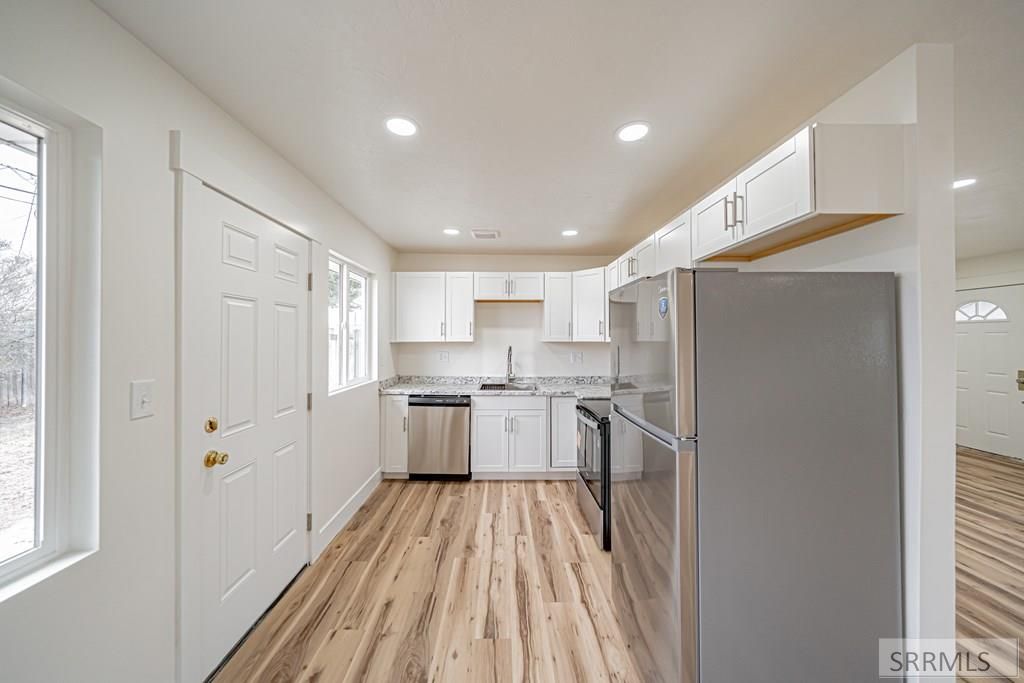 Image 8 of property listing at 201 Alpine Drive, Idaho Falls, ID 83403