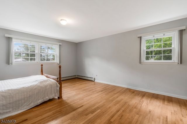 1 Linda Ln, North Plainfield Boro, NJ 07060