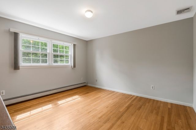 1 Linda Ln, North Plainfield Boro, NJ 07060