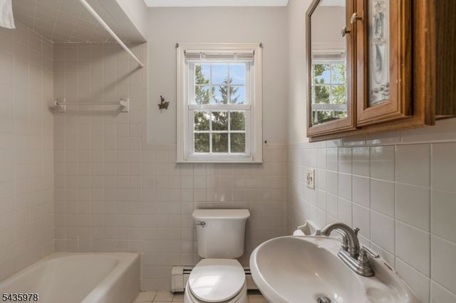 1 Linda Ln, North Plainfield Boro, NJ 07060