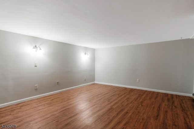 1 Linda Ln, North Plainfield Boro, NJ 07060