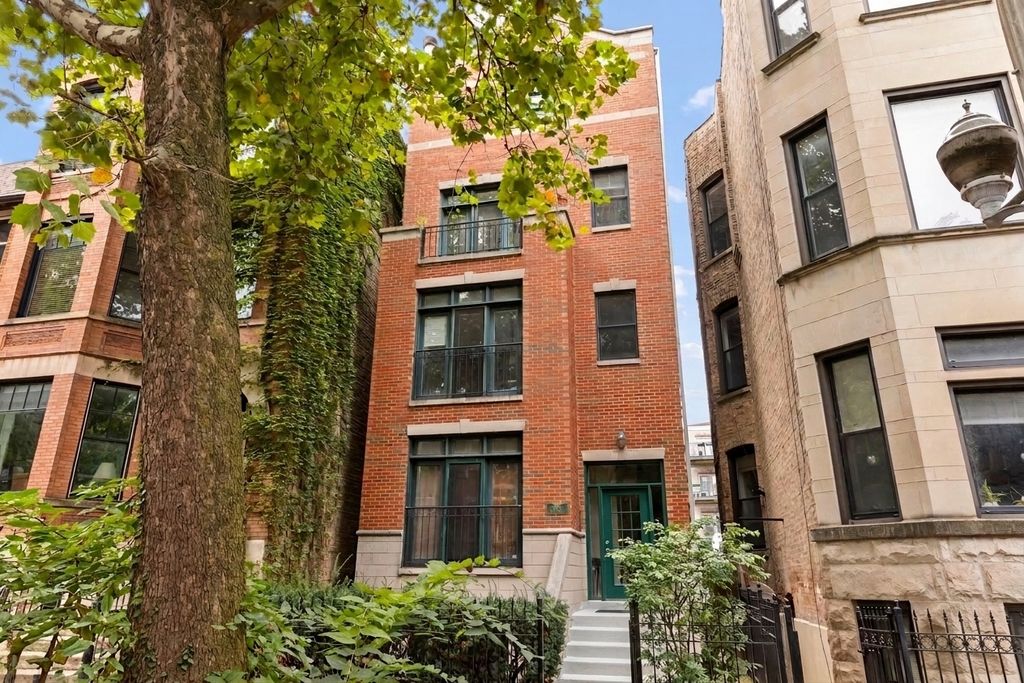 3534 N Reta Avenue 3, Chicago, IL 60657 — exterior
