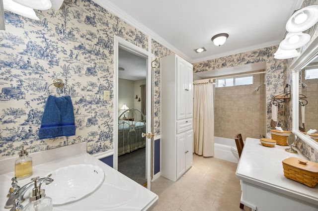 3773 Weeburn Drive, Dallas, TX 75229