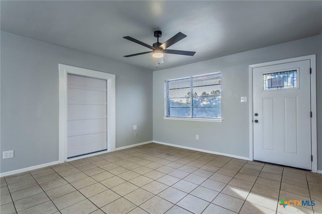 4049 Morgans Point Road, Belton, TX 76513