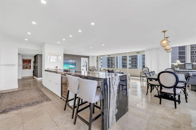 11 Island Ave 411, Miami Beach, FL 33139