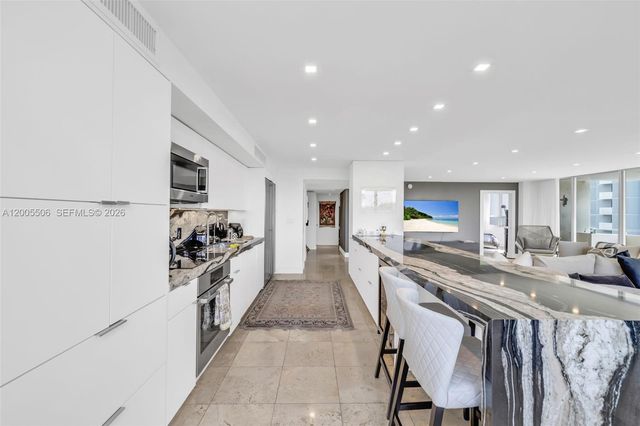 11 Island Ave 411, Miami Beach, FL 33139