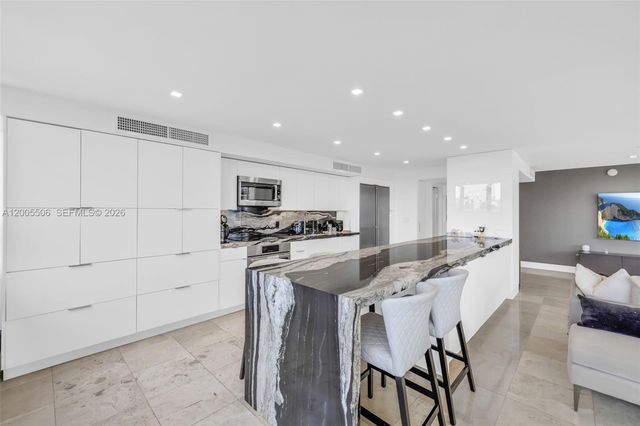 11 Island Ave 411, Miami Beach, FL 33139