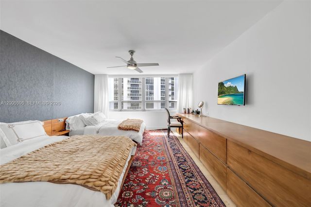 11 Island Ave 411, Miami Beach, FL 33139