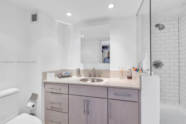 11 Island Ave 411, Miami Beach, FL 33139