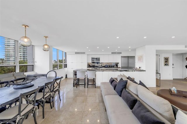 11 Island Ave 411, Miami Beach, FL 33139