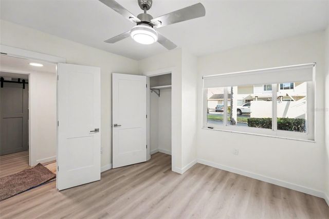 1640 CAPE HOPE AVENUE NE 4, St Petersburg, FL 33702