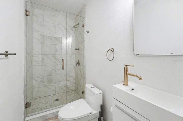 1640 CAPE HOPE AVENUE NE 4, St Petersburg, FL 33702