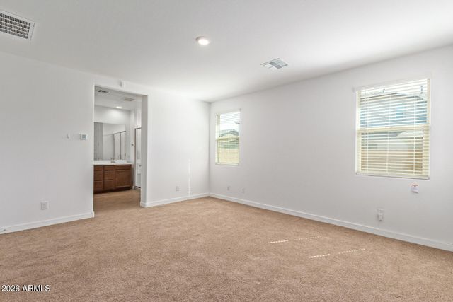 12535 W Kaler Drive, Glendale, AZ 85307