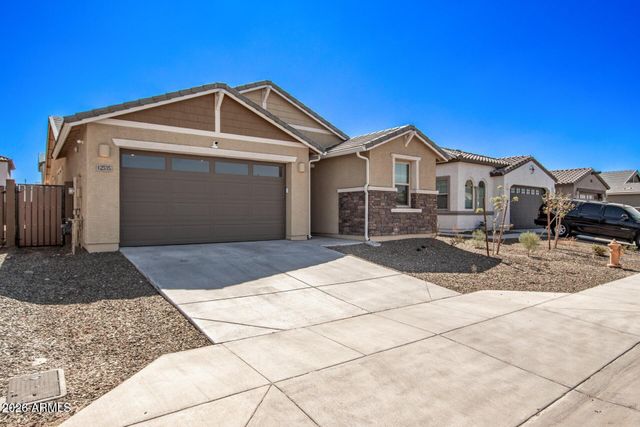 12535 W Kaler Drive, Glendale, AZ 85307