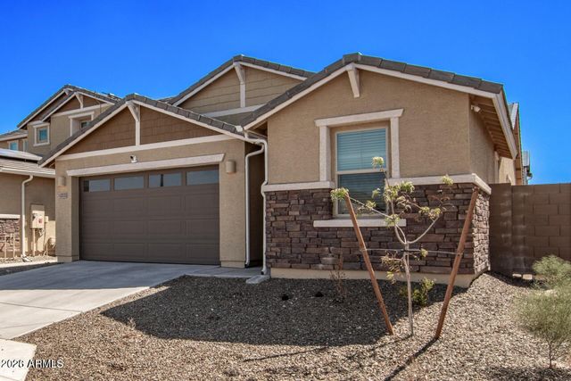 12535 W Kaler Drive, Glendale, AZ 85307