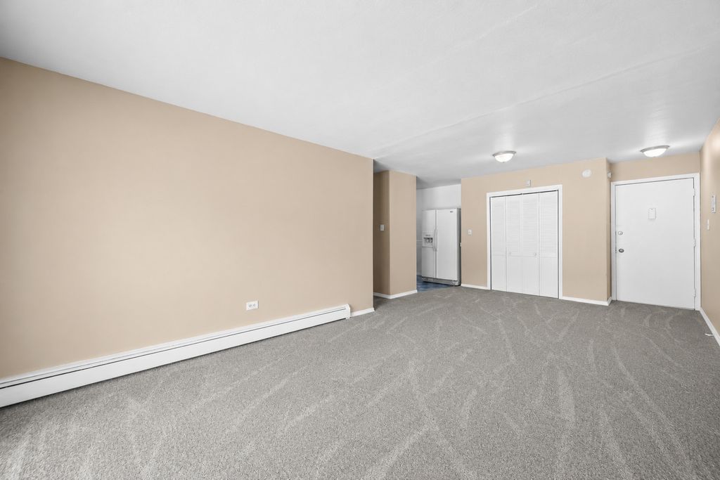 765 GROVE Drive 103, Buffalo Grove, IL 60089 — photo 3