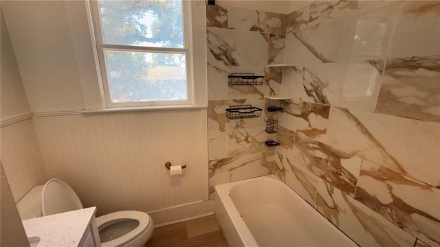 905 JONES STREET, Clearwater, FL 33755