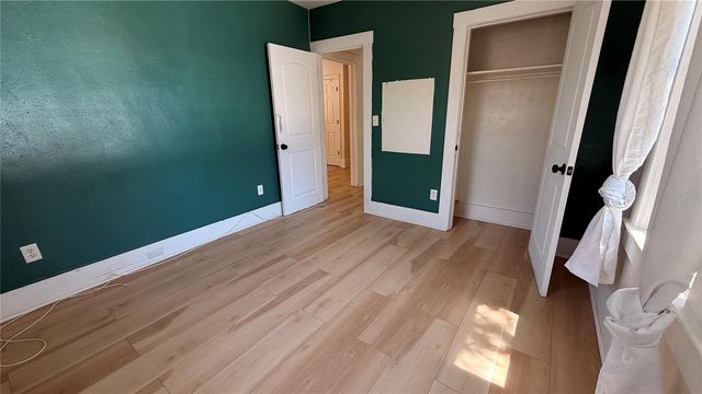 905 JONES STREET, Clearwater, FL 33755