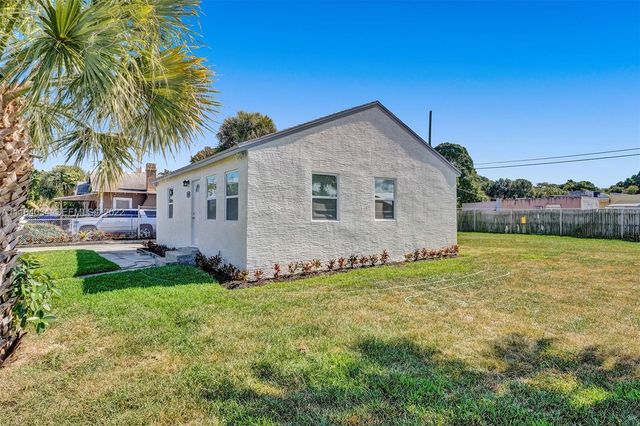 640 52nd Street, West Palm Beach, FL 33407