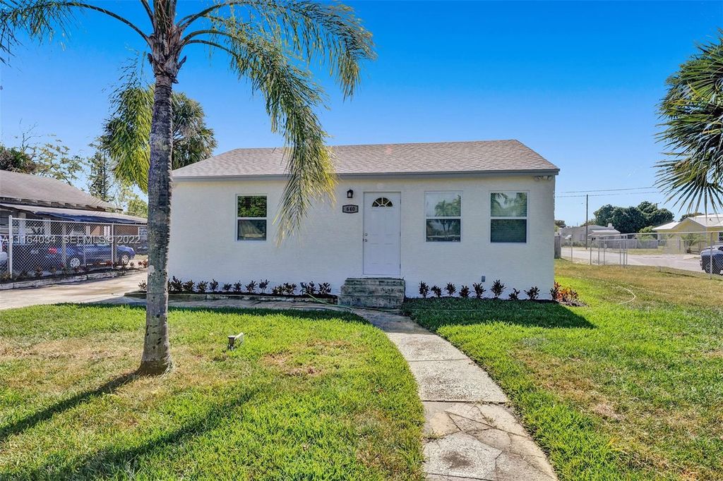640 52nd Street, West Palm Beach, FL 33407