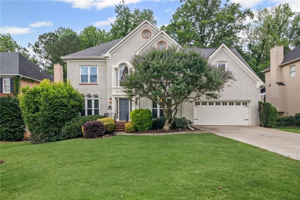 640 Windwalk Drive, Roswell, GA 30076