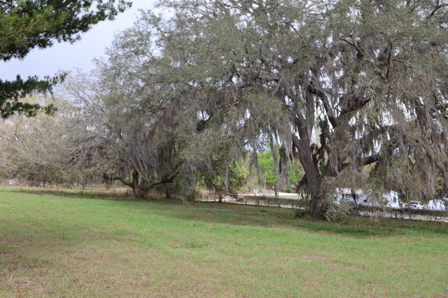 11234 SE 121ST LANE ROAD, Belleview, FL 34420