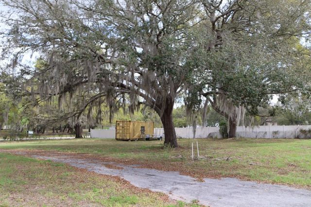11234 SE 121ST LANE ROAD, Belleview, FL 34420