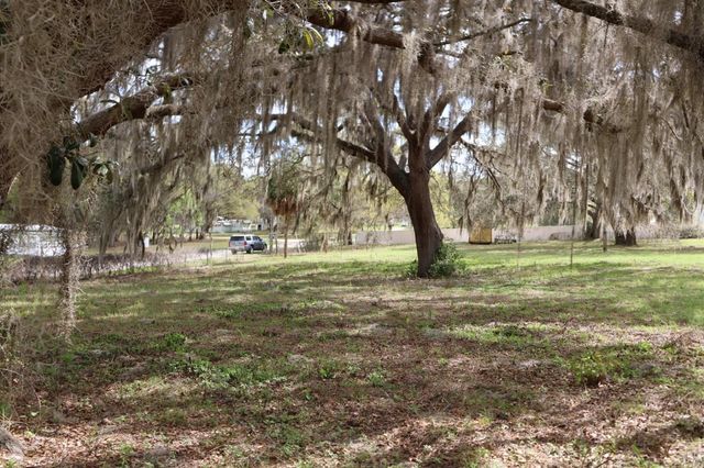 11234 SE 121ST LANE ROAD, Belleview, FL 34420