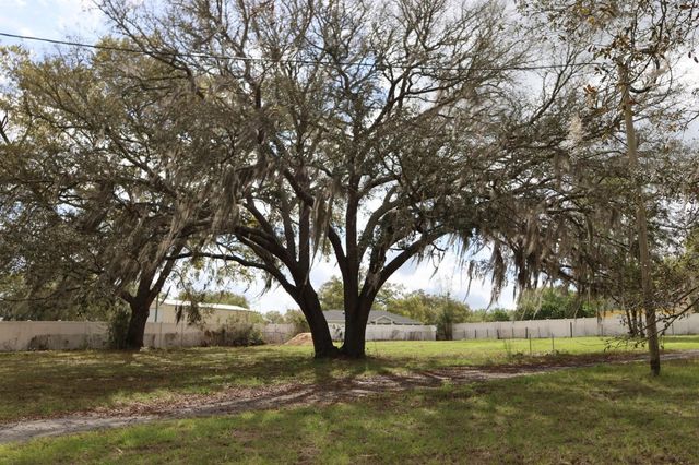 11234 SE 121ST LANE ROAD, Belleview, FL 34420