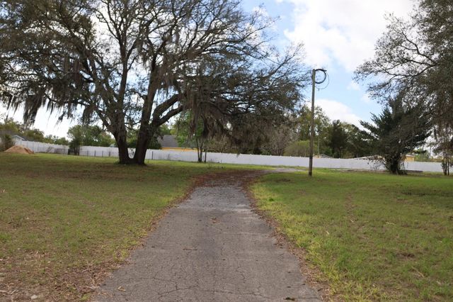 11234 SE 121ST LANE ROAD, Belleview, FL 34420