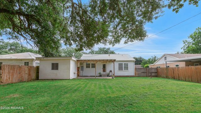 335 Country Club Drive, New Iberia, LA 70563