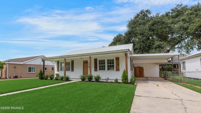 335 Country Club Drive, New Iberia, LA 70563